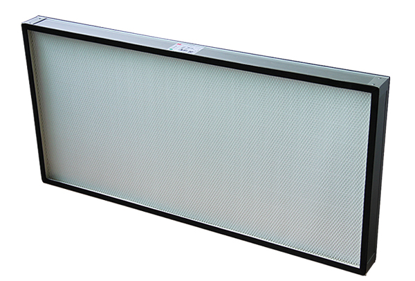 潔凈棚高效過濾器主要用于過濾0.3um以上的空氣懸浮顆粒,對于≥0.3μm顆粒的過濾效率在99.99%以上。