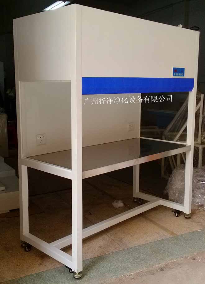 潔凈工作臺,是一種提供局部無塵、無菌工作環境的空氣凈化設備。