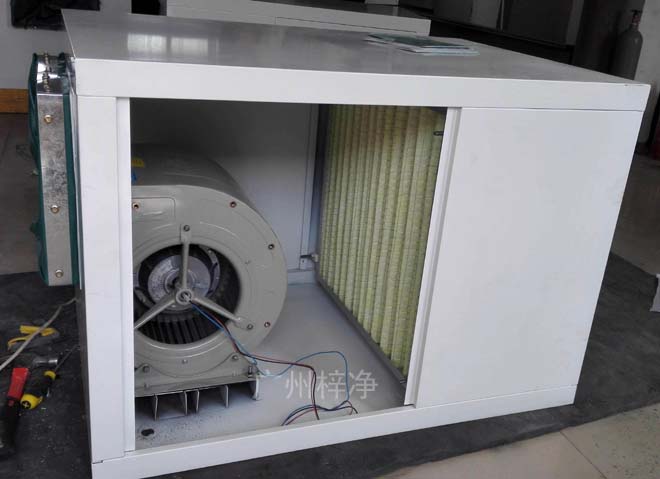 新風增壓箱安裝現場 新風增壓箱安裝現場