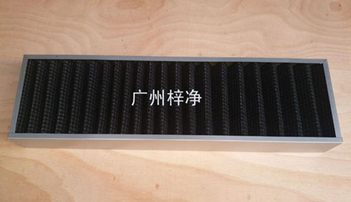 活性碳過濾器廣泛用于化學(xué)、制藥、食品、娛樂場(chǎng)所、需要凈化空氣的場(chǎng)所， 有害氣體如苯、甲醛、氨氣等的吸附脫除 溶劑的回收 ，采用活性炭氈比表面積大，吸附能力強(qiáng)，迅速處理各種有害氣體, 有效潔凈空氣對(duì)氣味的控制。